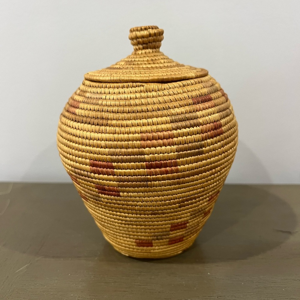 Eskimo Lidded Basket